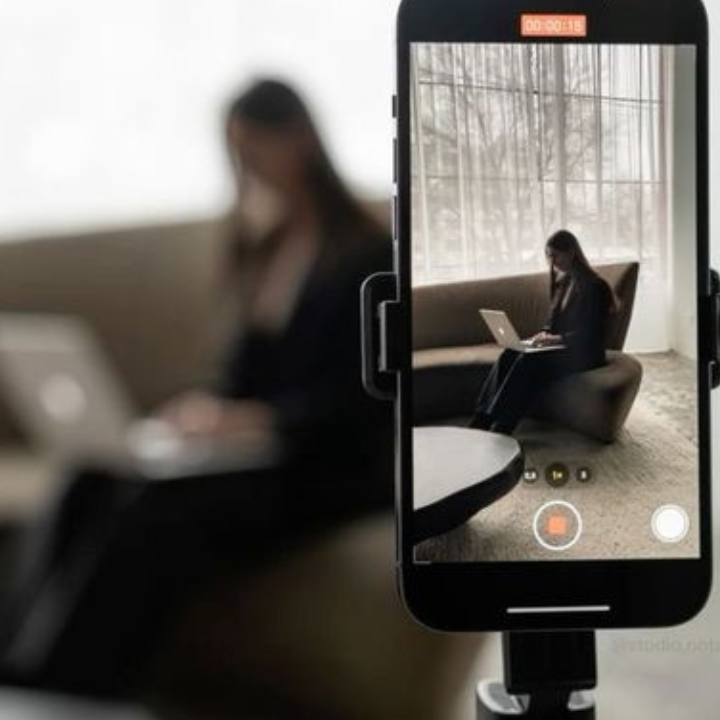 Publicité vs Création de contenu : quelles différences ?